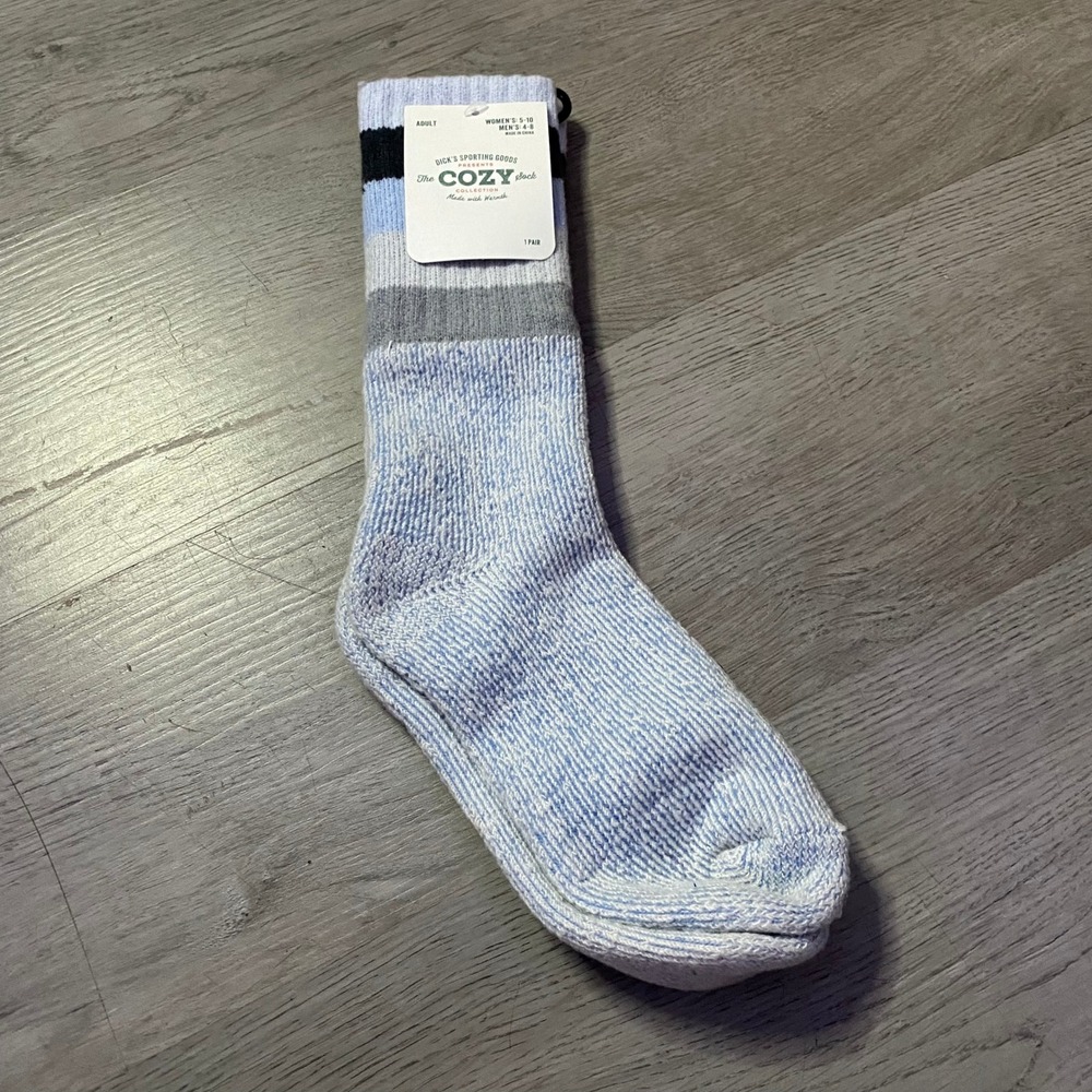 Dick's Sporting Goods The Cozy Sock Women 5-10 Blue Striped Heavyweight Knit
